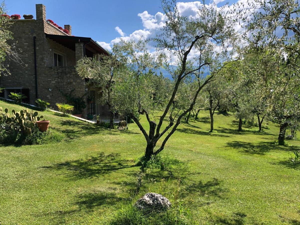 Bed and Breakfast La Cascata Negli Ulivi Тосколано-Мадерно Экстерьер фото