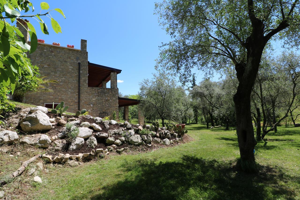 Bed and Breakfast La Cascata Negli Ulivi Тосколано-Мадерно Экстерьер фото