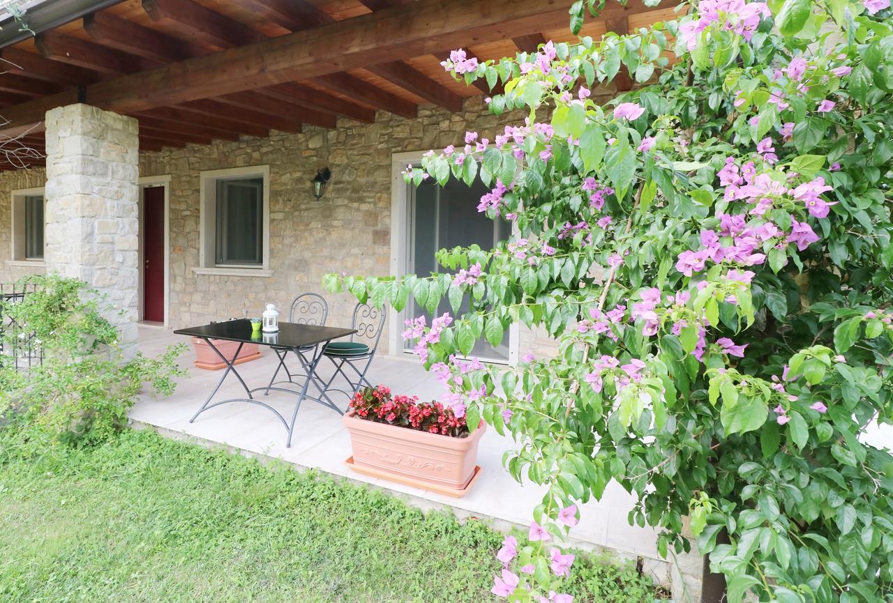 Bed and Breakfast La Cascata Negli Ulivi Тосколано-Мадерно Экстерьер фото